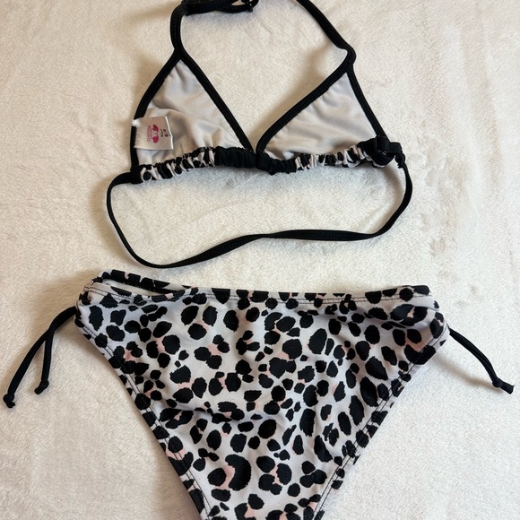 Shekini Swimwear Cheetah Print Bikini with Black Trim Girls 6/8 - Picture 2 of 5
